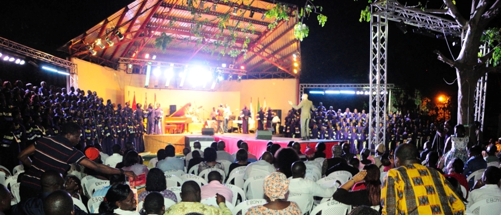 Awesome Praise Lagos LIVE in Pictures